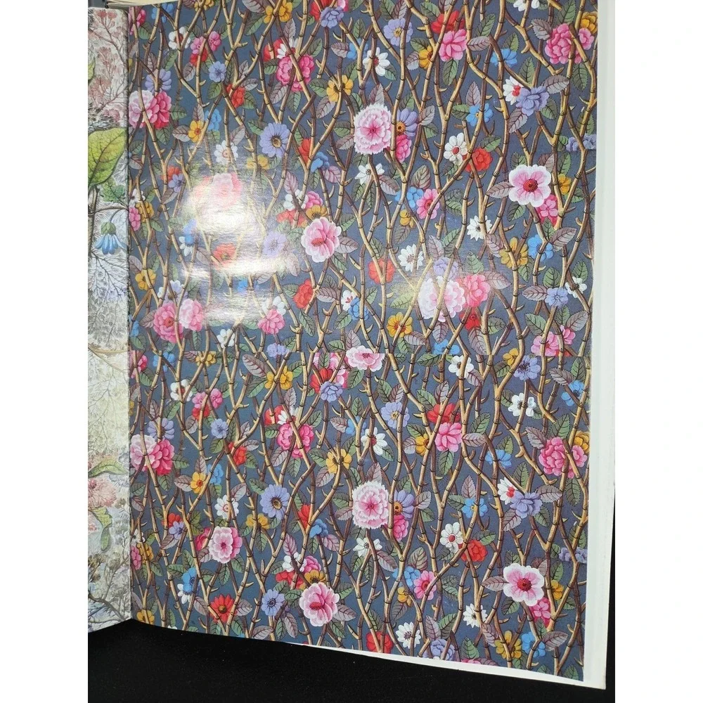 Giftwraps by Artists: English Floral Patterns 18th Century Giftwraps Book USED!